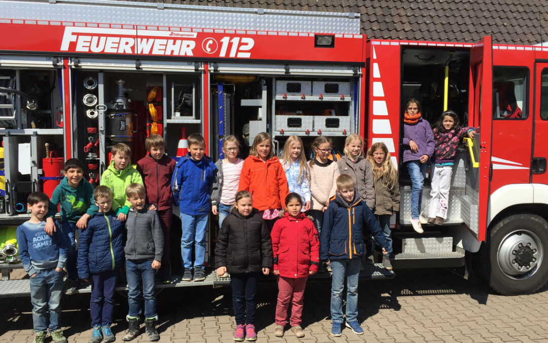 Schüler zu Besuch bei der Feuerwehr