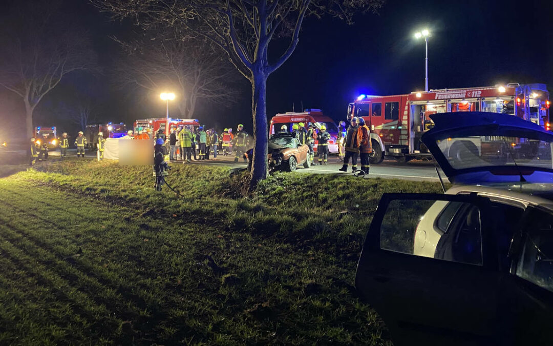 Schwerer Verkehrsunfall auf der B240 bei Lüerdissen