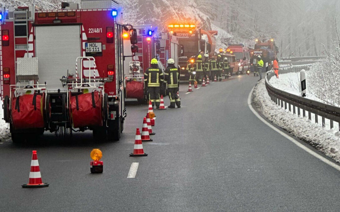 Getriebeschaden sorgt für Feuerwehreinsatz