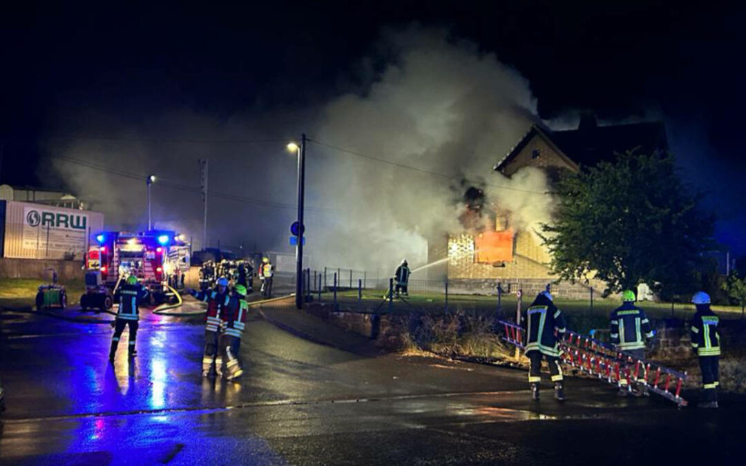 Wohnhausbrand in der Gniesbreite