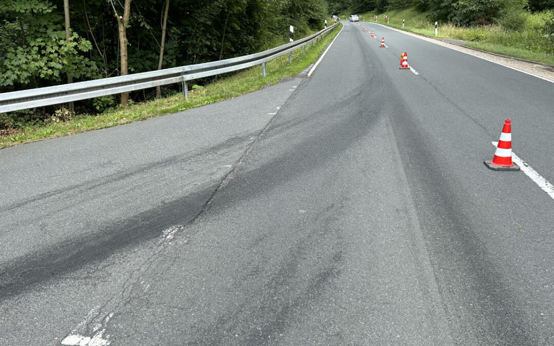 Ölspur nach Motordefekt, B240 Ith