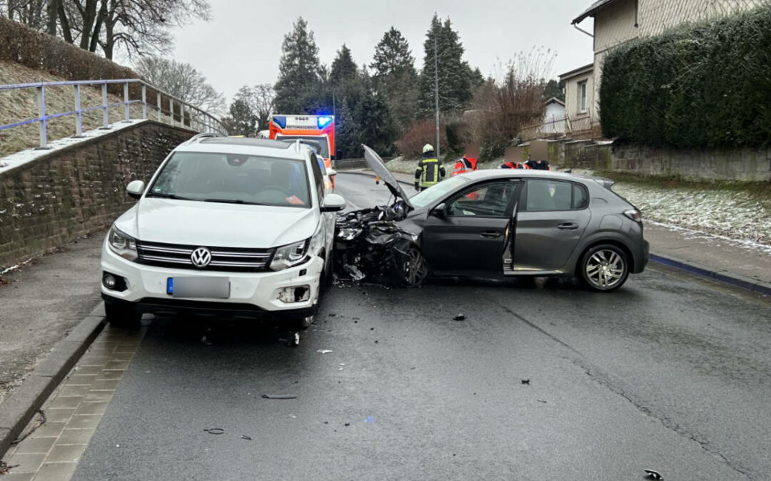 Verkehrsunfall im Stadtgebiet sorgt für Verkehrschaos