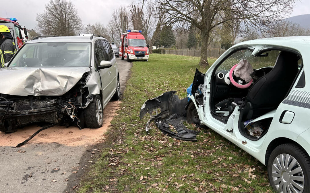 Frontalzusammenstoß im Stadtgebiet