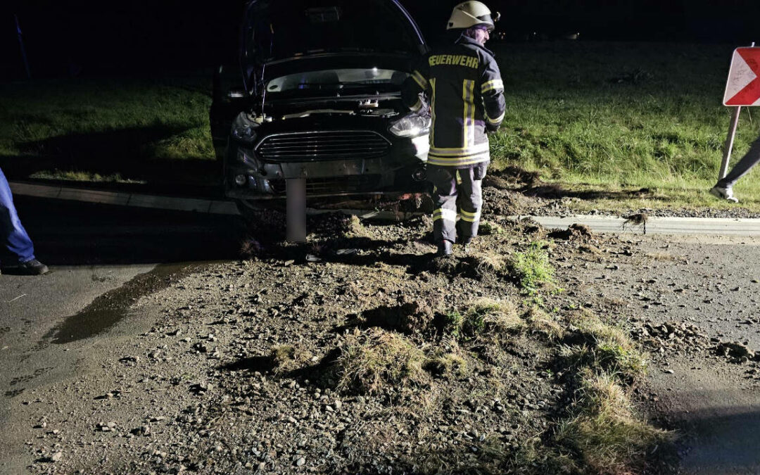 Verkehrsunfall im Kreisel B240