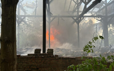 Großbrand einer Lagerhalle in Stadtoldendorf
