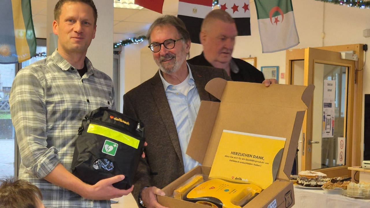 Adventskaffee im Zentrum für Migration mit schöner Bescherung