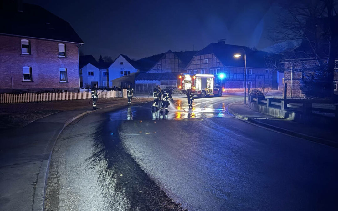Starke Straßenverunreinigung in Scharfoldendorf und Oelkassen