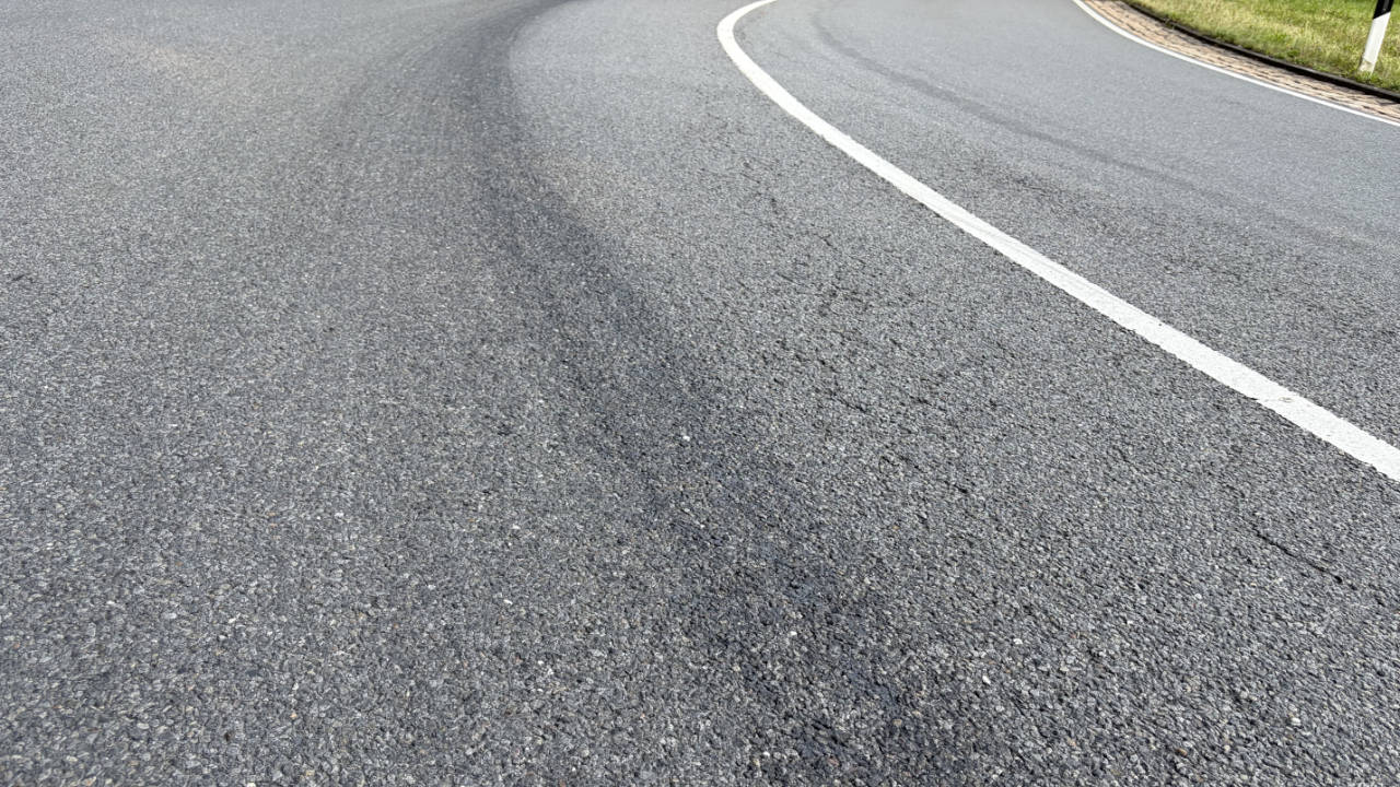 Tragehilfe, auslaufende Betriebsstoffe und 12km Ölspur